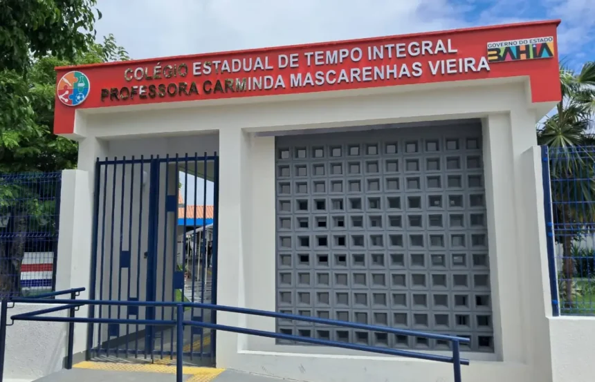 Palestra debate uso responsável das redes sociais e saúde mental dos adolescentes