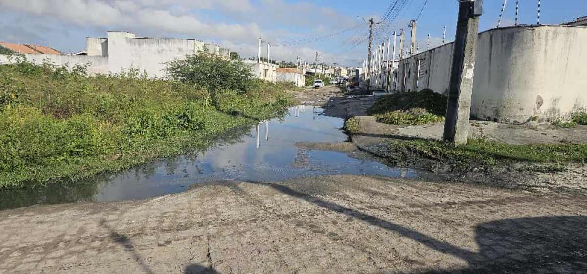 Moradores relatam problemas em rua do bairro Conceição II