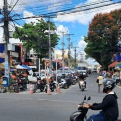 Rua Marechal Deodoro centro de Feira de Santana -comércio