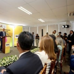Governador Jerônimo Rodrigues sanciona leis com ganhos salariais para 45 mil servidores públicos da Bahia