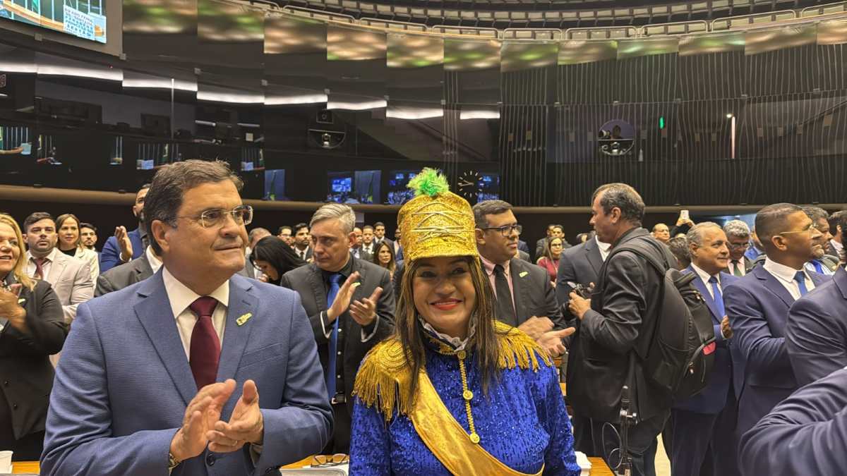 Sessão solene Brasília aniversário de Feira