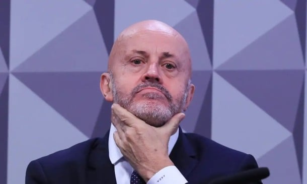 ‘Careca do INSS’ afirma que entregará à PF documentos que comprovam sua inocência