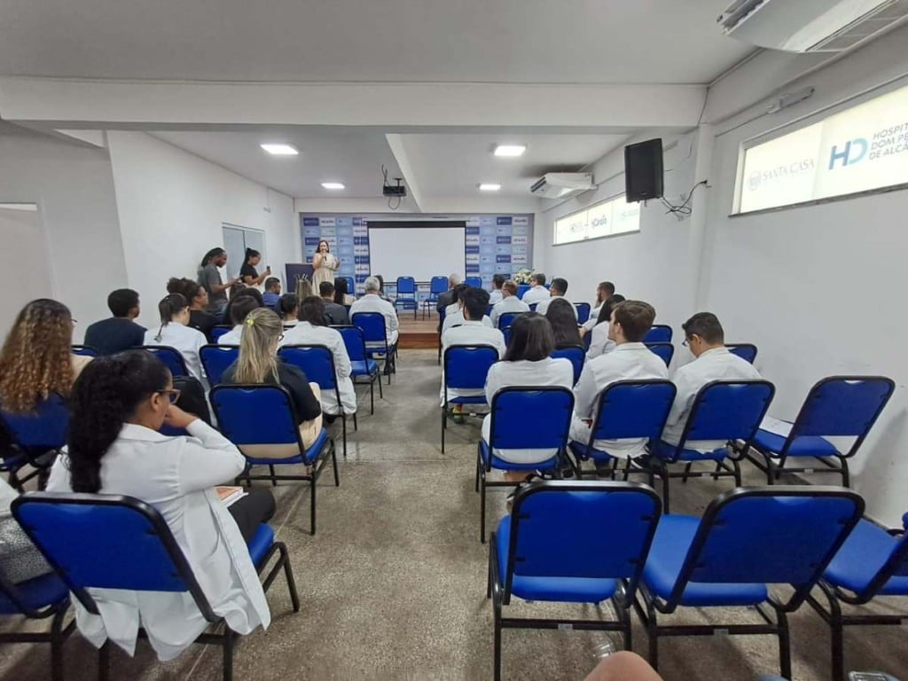 Santa Casa celebra marco de 100 Sessões Científicas das Residências de Cardiologia e Clínica Médica