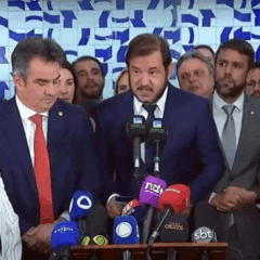 deputados senadores