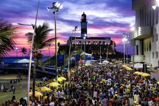 Salvador recebe 22º desfile do Orgulho LGBT+ Bahia neste domingo (14); confira a programação