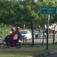 infração de trânsito - roubadinha pelo canteiro central