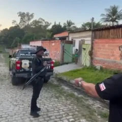 Operação mira grupo criminoso responsável por tráfico de drogas e homicídios em Dias D’Ávila