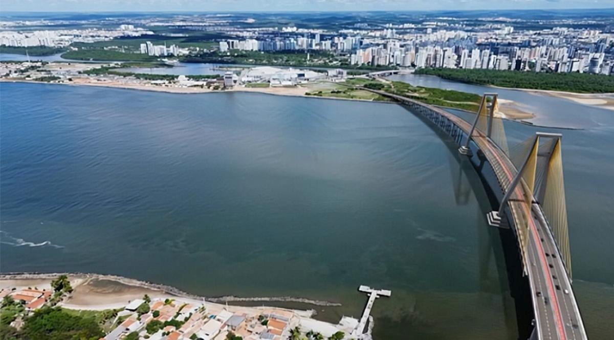 Ponte entre Aracaju e Barra dos Coqueiros