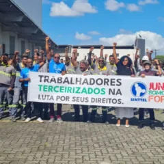 Trabalhadores de fibra ótica irá paralisar as atividades nesta quinta (4); greve pode ser deflagrada em breve