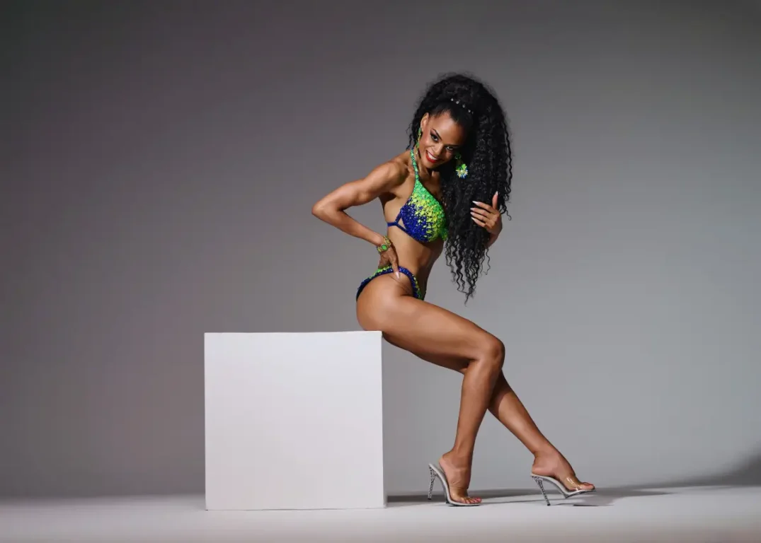 Baiana é a primeira brasileira a competir em bodybuilding na Croácia; ela estreia na categoria Bikini