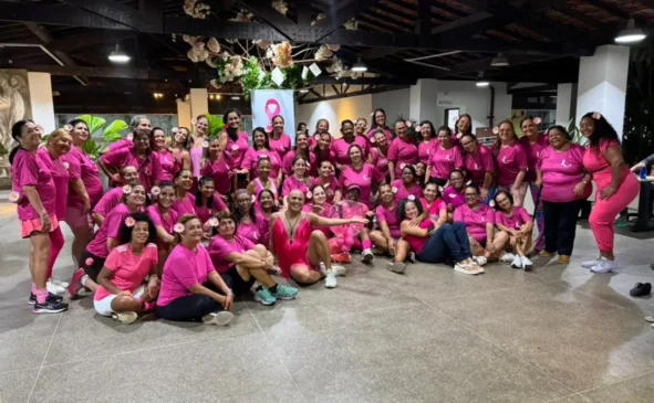 Aulão do Outubro Rosa de Luciano Mello Aulão do Outubro Rosa de Luciano Mello