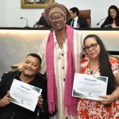 Cidadania Feirense é concedida a presidente do Centro de Integração do Deficiente e a mãe engajada em causas sociais