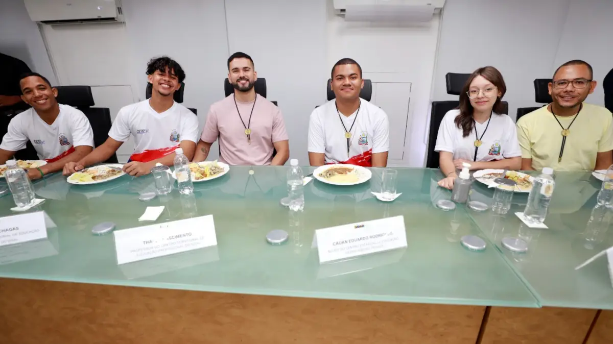Estudantes baianos da rede estadual vencem premiação internacional na Colômbia