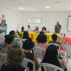 APLB Feira celebra Dia do Professor e do Servidor com debate sobre Reforma Administrativa e defesa do serviço público
