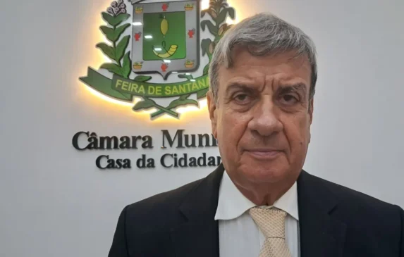 Ex-deputado federal Cândido Vaccarezza recebe título de Cidadão Feirense