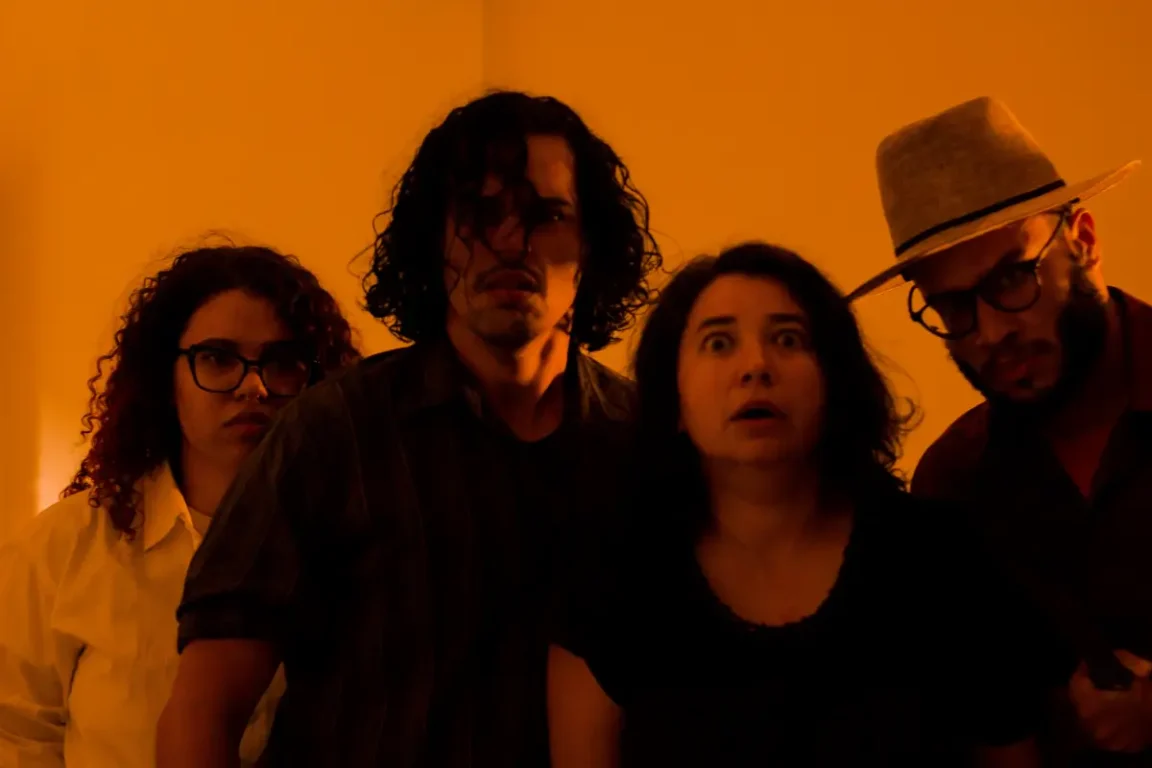 Braseiro: espetáculo teatral em Feira de Santana discute violência patriarcal