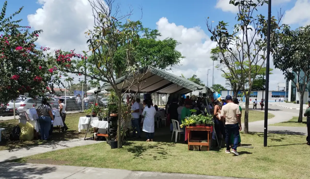Feirinha de Empreendedorismo celebra o Dia do Servidor Público no HGCA