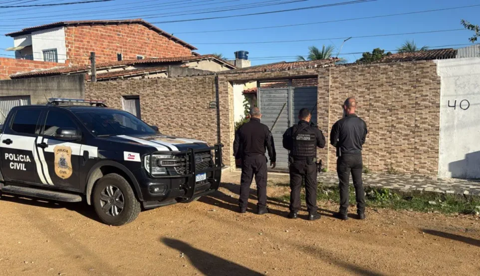 Polícia Civil cumpre mandados da Operação Pharos II em três municípios baianos