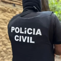Homem suspeito de estuprar enteada é preso após adolescente engravidar