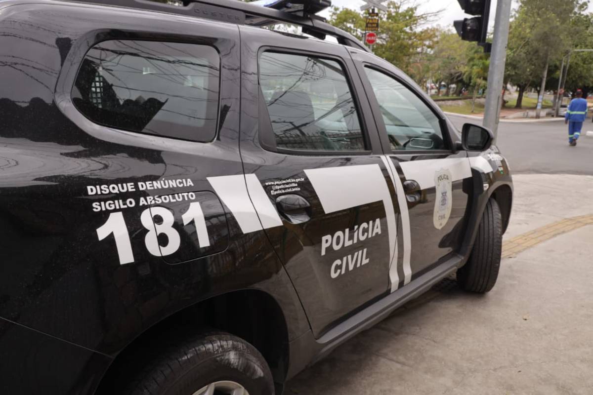 Adolescente é preso por ato infracional análogo ao tráfico de drogas em Feira de Santana
