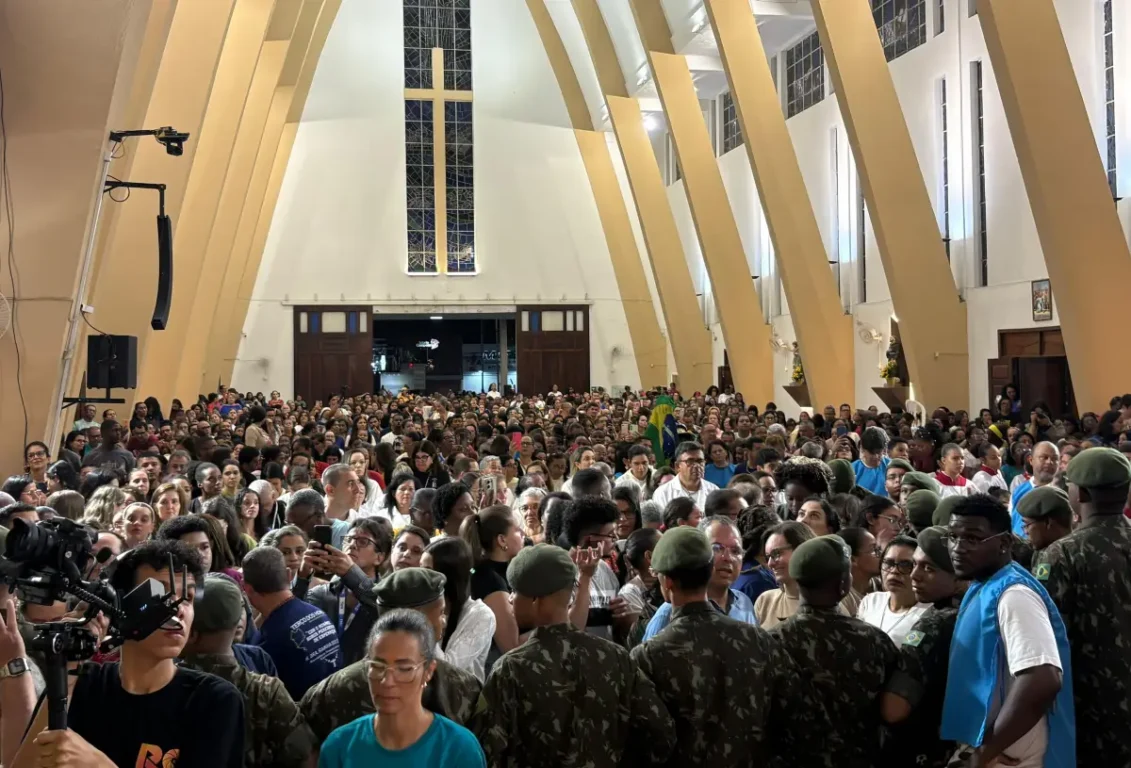 Imagem de São Miguel Arcanjo chega a Feira de Santana em peregrinação histórica