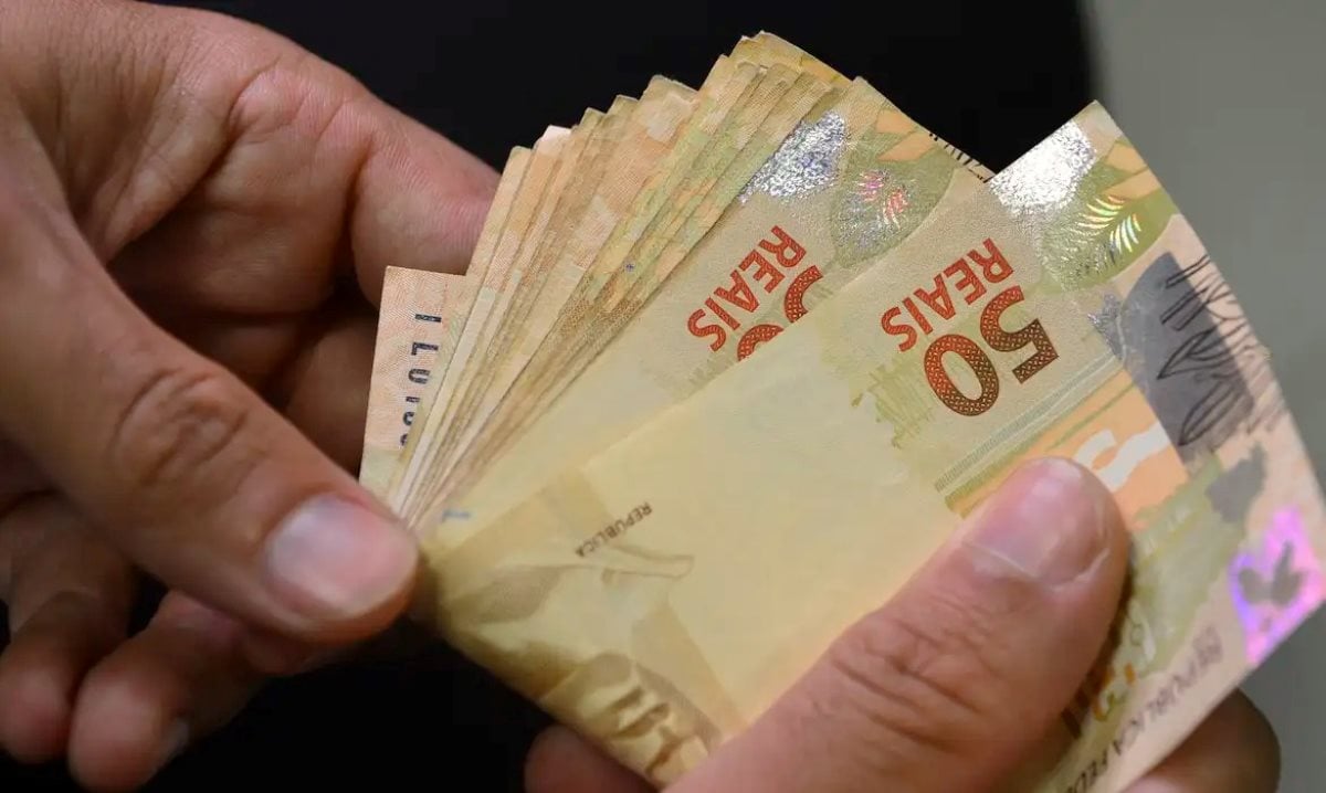 R$ 1,5 bilhão em lote extra do abono salarial será pago nesta quarta (15)
