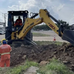 canteiro de obras da duplicação do Anel de Contorno