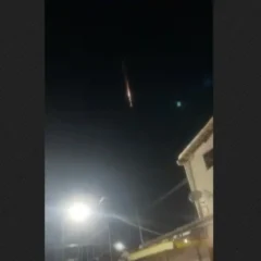 clarão - lixo espacial