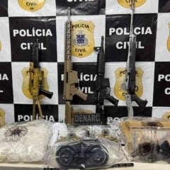 Drogas e armas de grosso calibre são apreendidos em Salvador