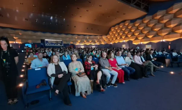 Encontro sobre empreendedorismo atrai centenas de empresários de várias cidades baianas em Feira de Santana