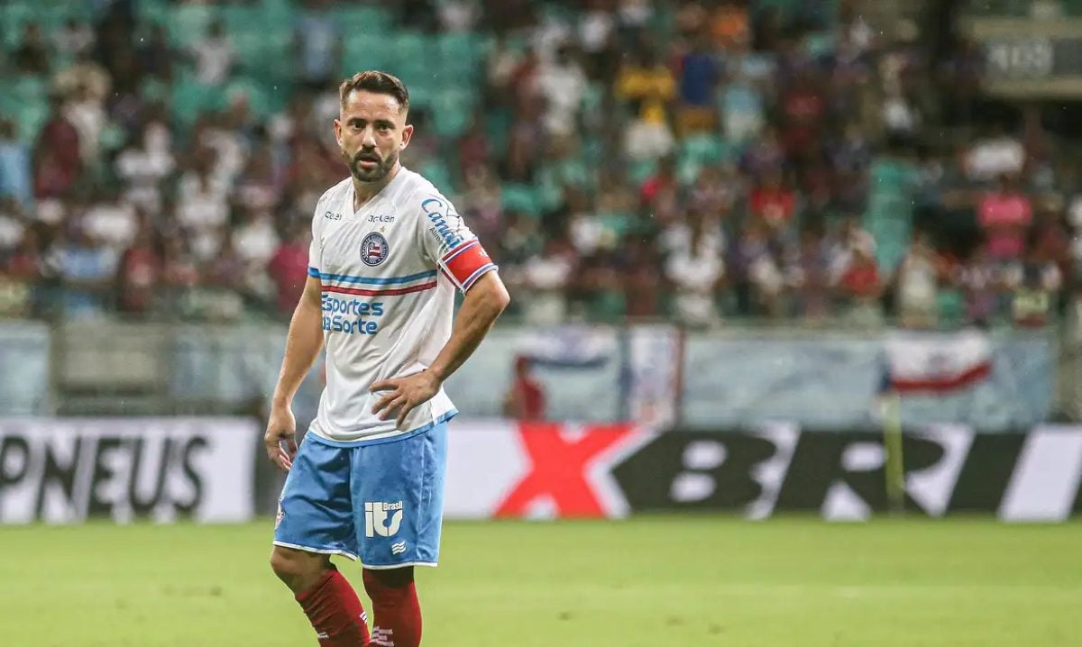 Éverton Ribeiro, meio campo do Esporte Clube Bahia