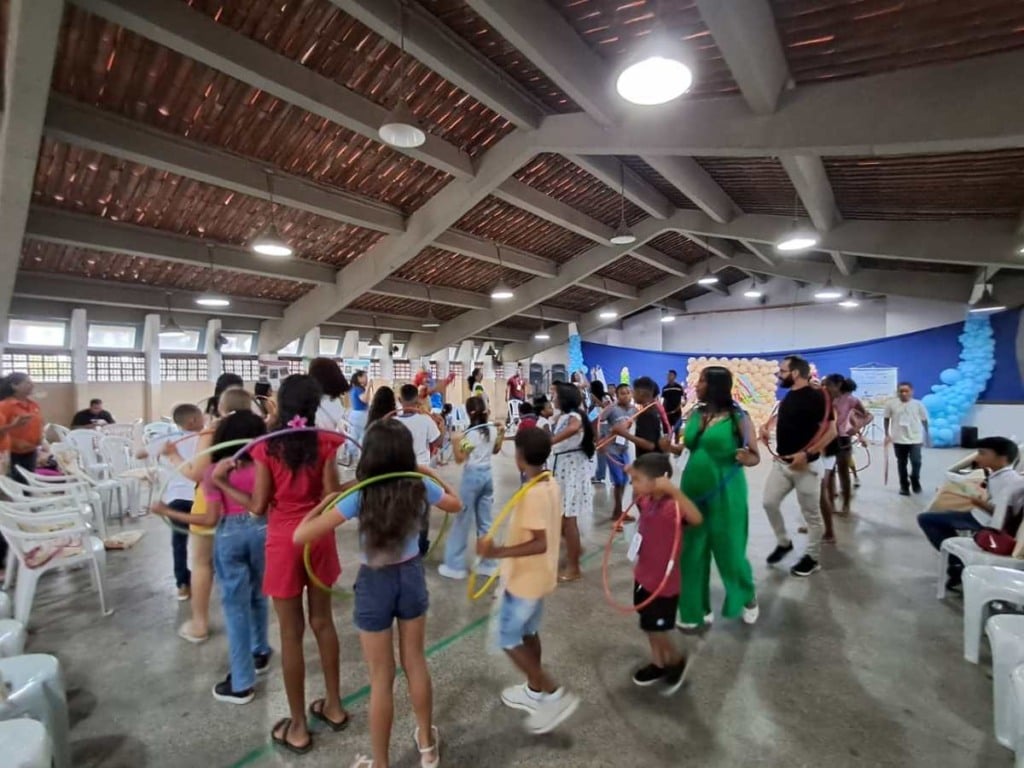 Intercâmbio Cultural reúne escolas do campo para celebrar 25 anos do projeto Baú de Leitura