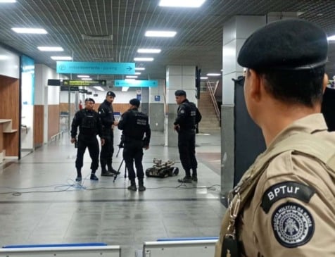 Chaveiro em formato de explosivo causa acionamento do Esquadrão Antibomba no aeroporto de Salvador Chaveiro em formato de explosivo causa acionamento do Esquadrão Antibomba no aeroporto de Salvador