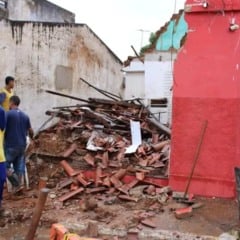 Loja de eletrônicos desaba durante temporal em Brumado