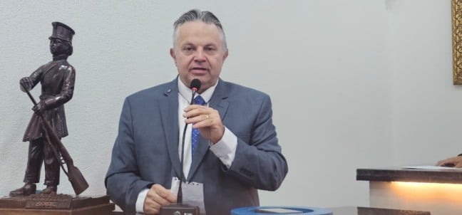 Médico Hermelino de Oliveira Neto | Foto: Paulo José / Acorda Cidade  Médico Hermelino de Oliveira Neto | Foto: Paulo José / Acorda Cidade