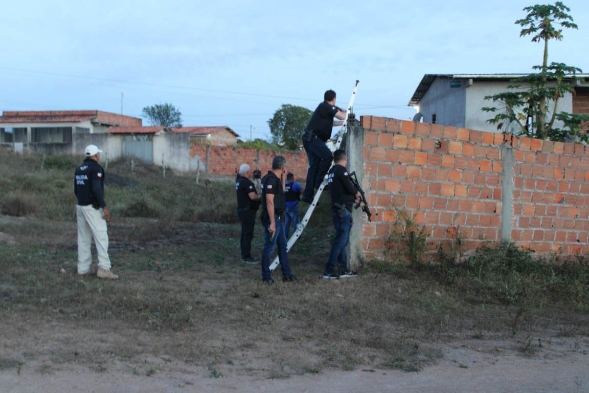 Operação da Polícia Civil em Santa Bárbara