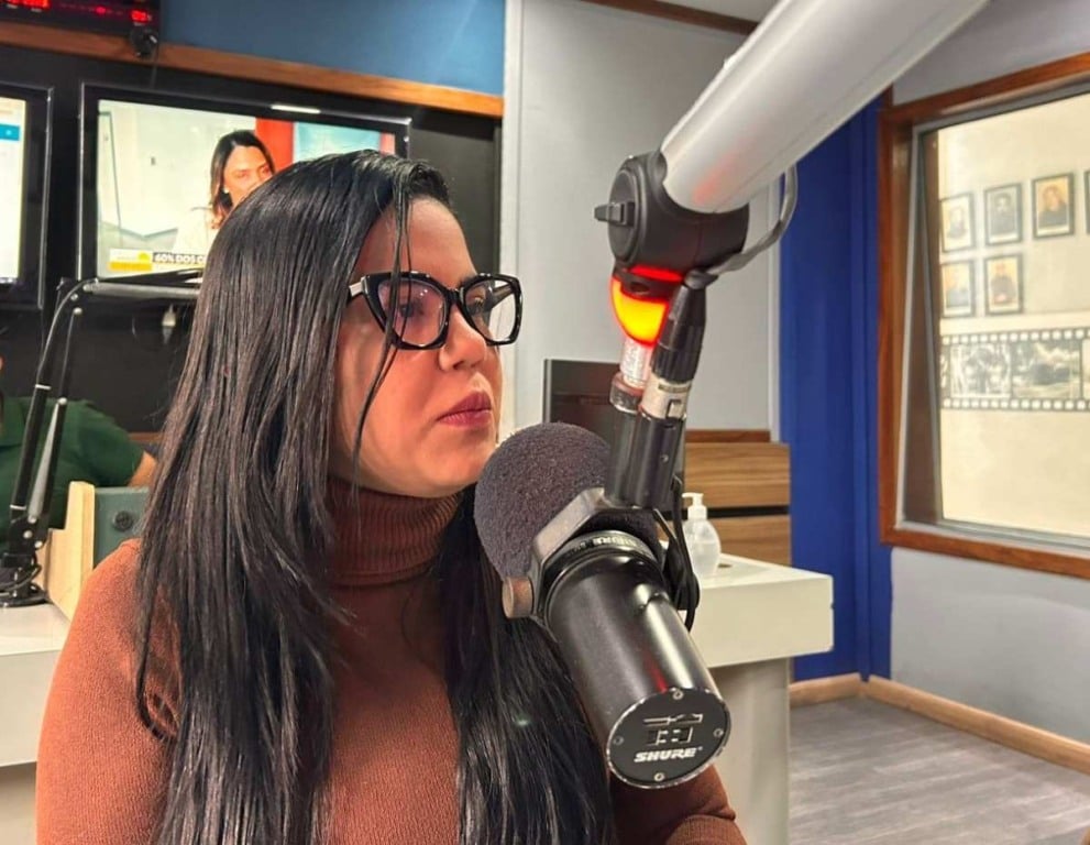 Psicóloga Lorena Oliveira, especialista em saúde mental e acolhimento ao luto