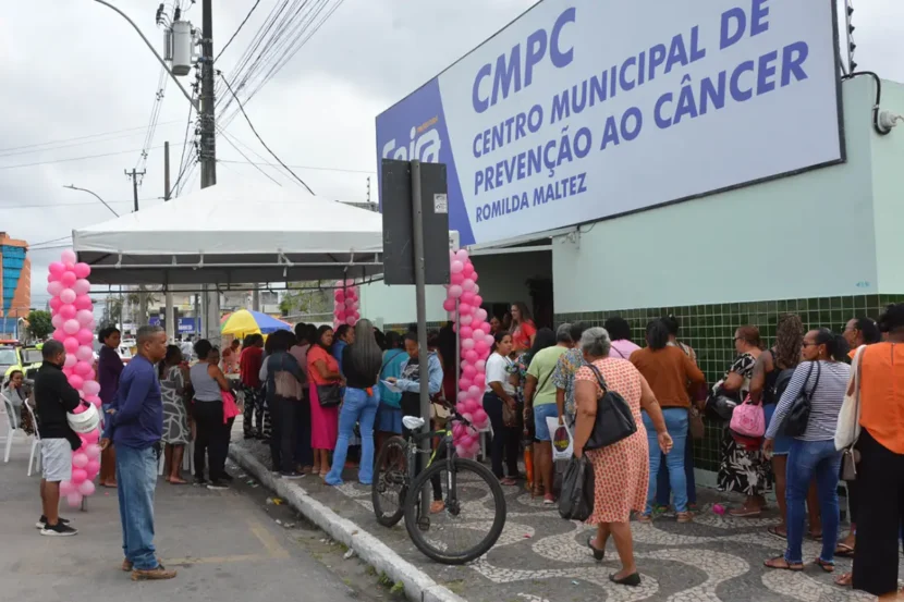 Fundação Hospitalar de Feira encerra Outubro Rosa com mais de 44 mil atendimentos