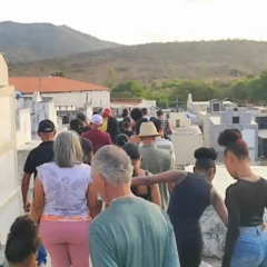 sepultamento das jovens de Anguera