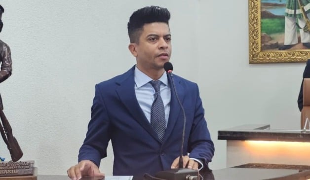 Vereador propõe CPI para investigar atrasos salariais de empresas terceirizadas pela prefeitura em Feira de Santana
