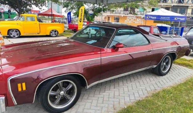 13º Encontro de Veículos Antigos Princesa do Sertão, promovido pelo Clube da Ferrugem