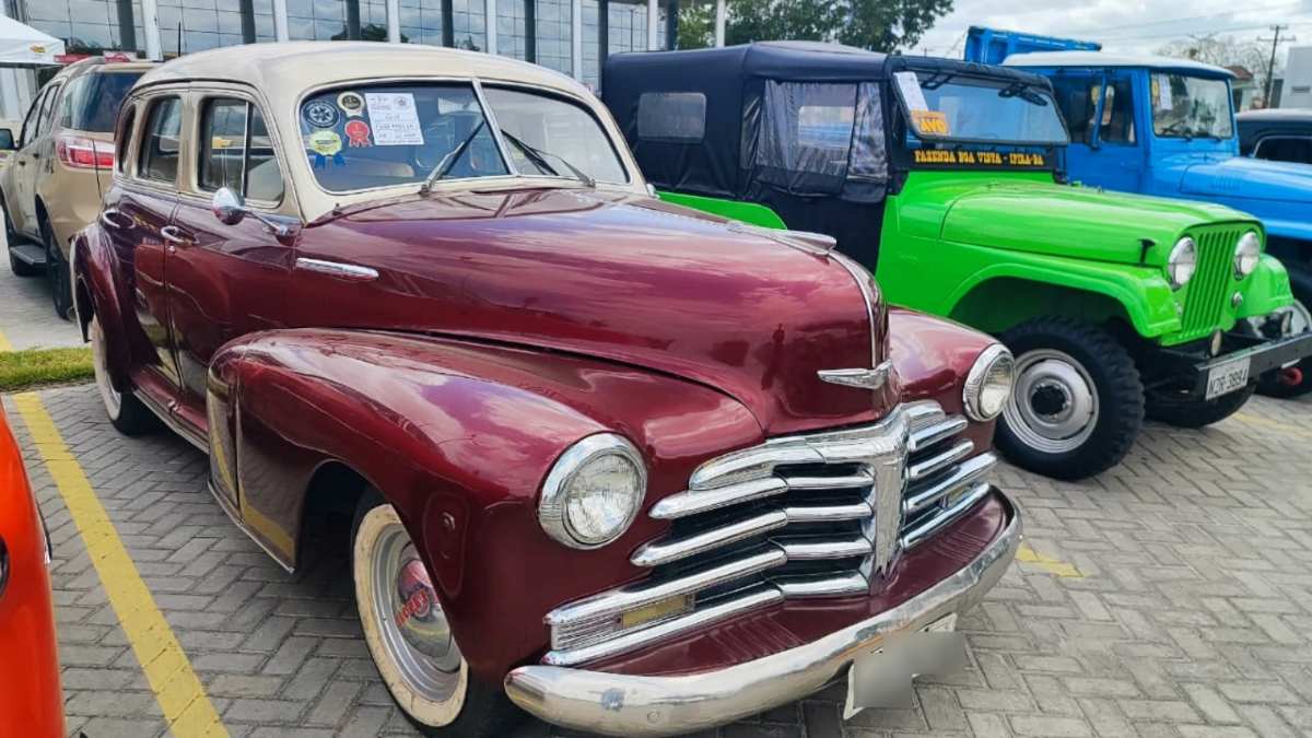 13º Encontro de Veículos Antigos Princesa do Sertão, promovido pelo Clube da Ferrugem 13º Encontro de Veículos Antigos Princesa do Sertão, promovido pelo Clube da Ferrugem