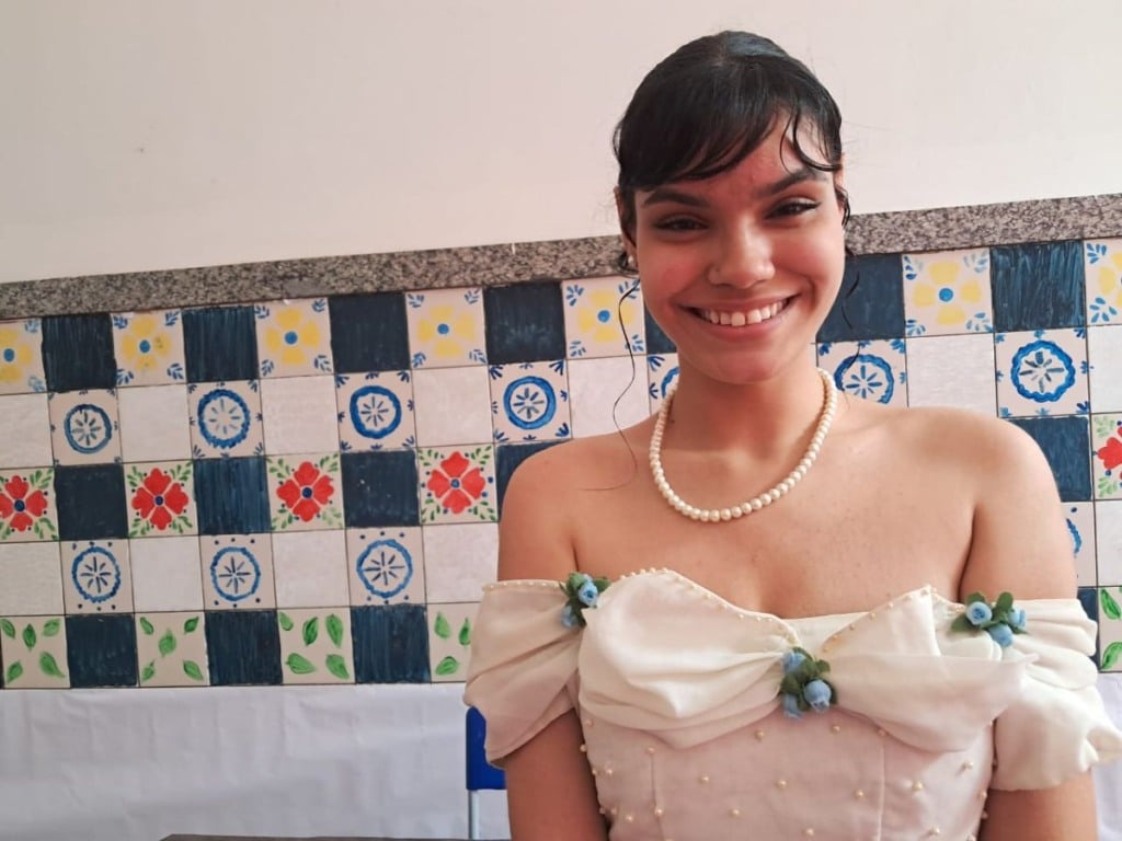 1ª feira literária do colégio gastão guimarães