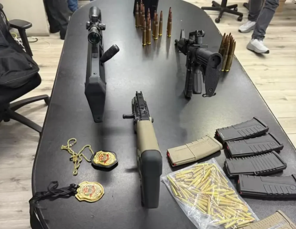 Quadrilha de roubos a residências é flagrada com arsenal de guerra na zona sul de São Paulo
