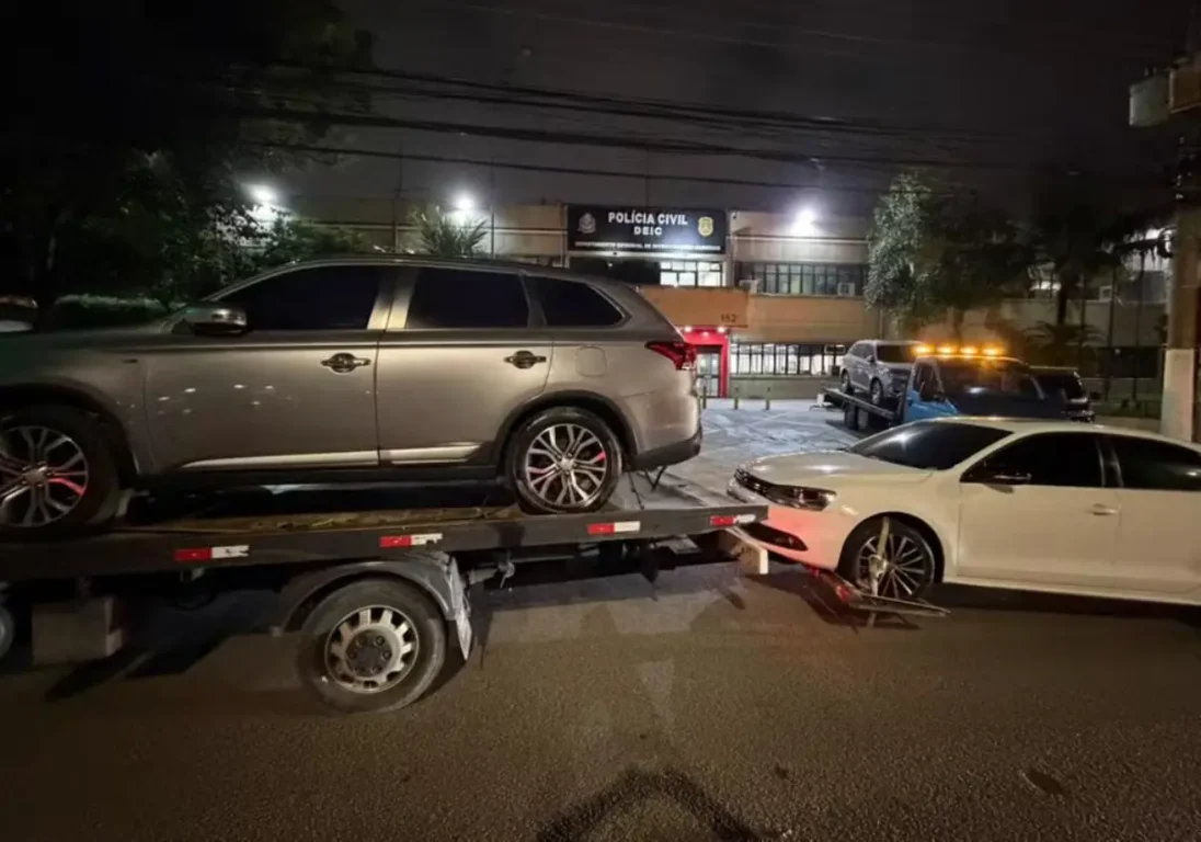 Quadrilha de roubos a residências é flagrada com arsenal de guerra na zona sul de São Paulo