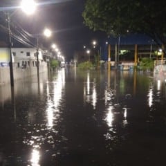 Fortes chuvas provocam problemas em diversos bairros de Feira de Santana