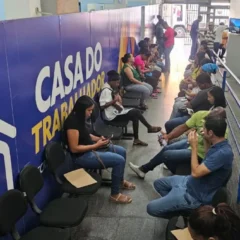 Mutirão da Casa do Trabalhador está com 200 vagas sem exigência de experiência nesta segunda (3)