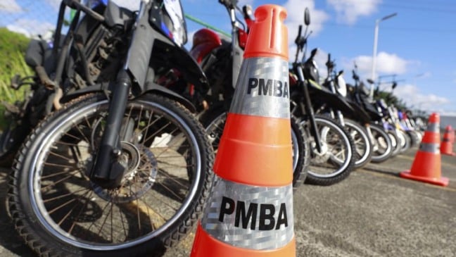 Entrega veículos recuperados