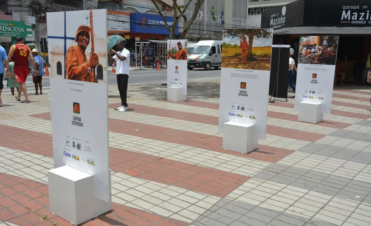 Exposição Cenas Urbanas