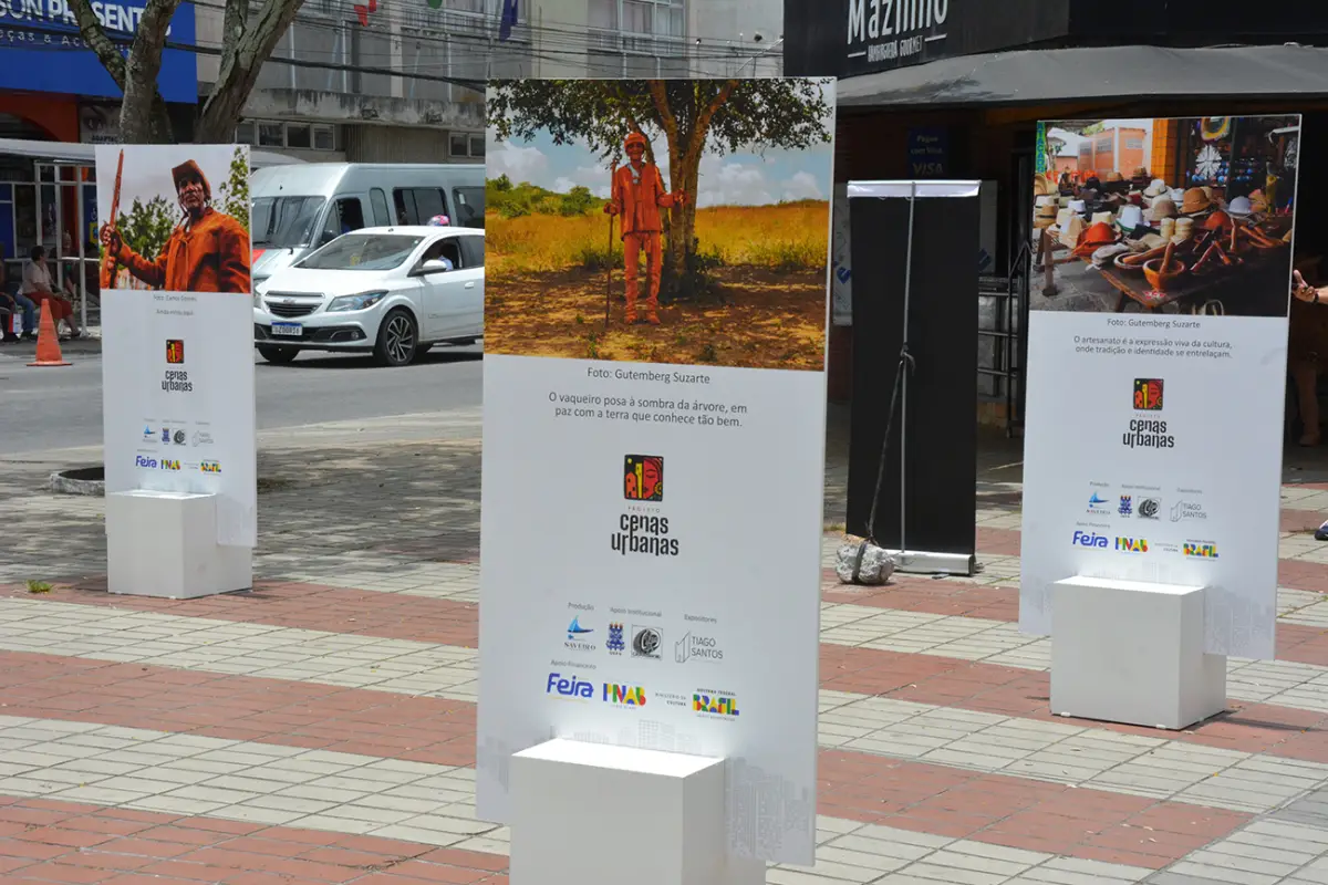 Exposição Cenas Urbanas